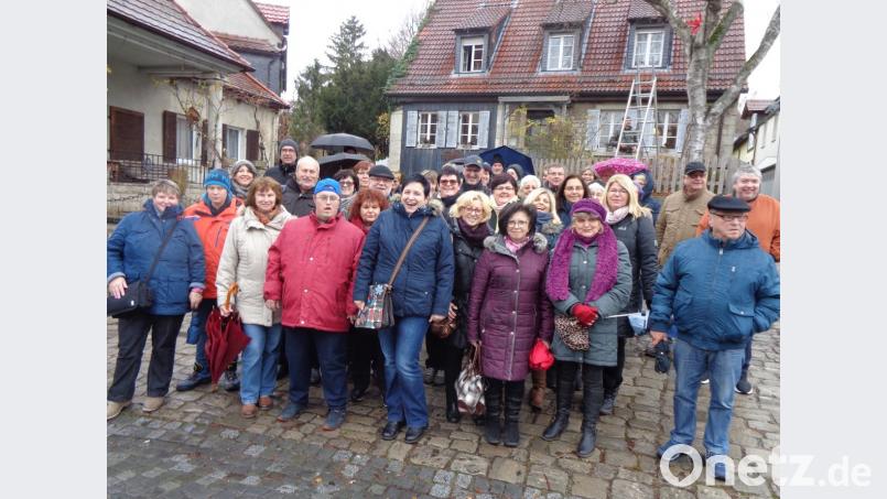 Für Frauen und Männer gleichermaßen interessant: der Weihnachtsmarkt im unterfränkischen Sommerhausen, Ziel des diesjährigen Ausfluges des Frauenbundes Pressath. Zuvor sorgte der Zwischenstopp bei Lebkuchen Schmidt in Nürnberg für Gaumenfreuden. Bild: mng