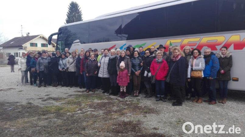 Eine Fahrt in der Adventszeit führt die Mitglieder des SPD-Ortsvereins zum Weihnachtsmarkt auf Schloss Tüßling. Bild: exb