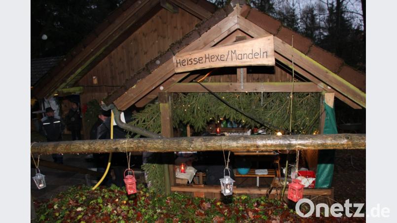 Eindrücke Advent Buchberg
Ein Hexenhäusel aus Holz gehörte zum Advent am Buchberg auch dazu. Bild: ads