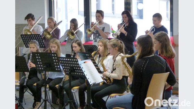 Musikalische Umrahmung durch die Bigband. Bild: fsb