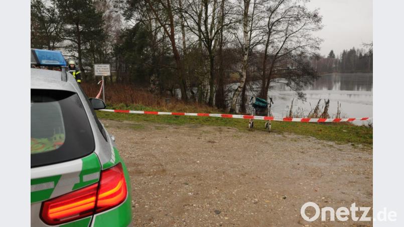 Einsatz am Baggerweiher bei Luhe. Bild: bey