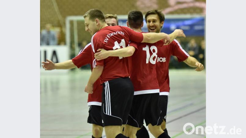Der SV Etzenricht freute sich im vergangenen Jahr über den Gewinn des Oberpfalz-Medien-Cups. Klappt&#039;s am 28. Dezember 2018 mit der Titelverteidigung? Bild: A. Schwarzmeier