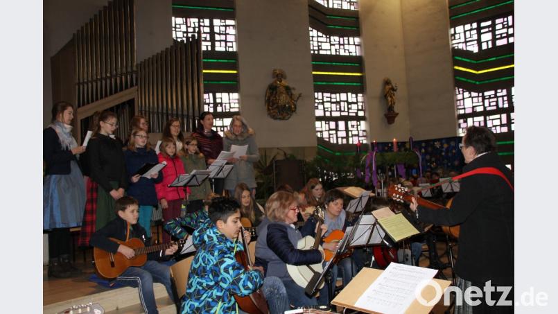 Das Adventskonzert in Gebenbach bietet Nachwuchsmusikern und -sängern eine prima Gelegenheit, ihr Können der breiten Öffentlichkeit zu präsentieren. Bild: ads