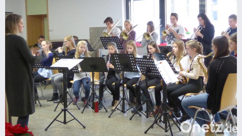 Musikalische Umrahmung durch die Bigband. Bild: fsb