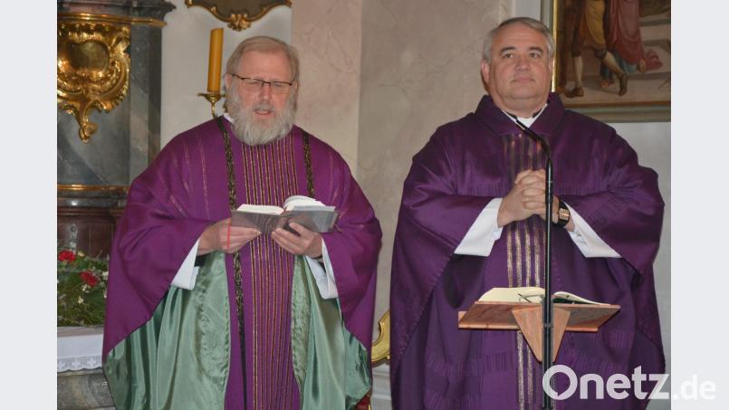 KAB-Diözesanpräses Monsignore Thomas Schmid (rechts) mit Pater Benedikt Leitmayr. Bild: jr