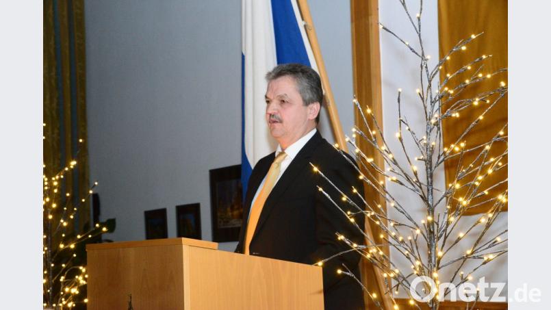 Bürgermeister Andreas Wutzlhofer zieht in der Abschlusssitzung des Stadtrats ein positives Fazit zum Jahr 2018. Bild: bey