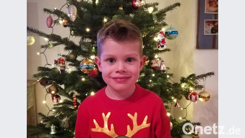 Basti geht es gut - danke der Hilfe vieler Spender aus der Oberpfalz.. Der Bub hat eine schwere Herzoperation im Sommer ausgezeichnet überstanden und freut sich auf ein entspanntes Weihnachtsfest mit seiner Familie. Bild: Stefanie Leypold