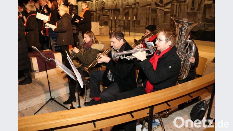 Die Musiker des Bläserquintetts "Blechspielzeug" aus der Stadtkapelle Geisenfeld haben sich der klassischen Musik verschrieben und unterstützen den Projektchor Arche Noah instrumental. Bild: ads
