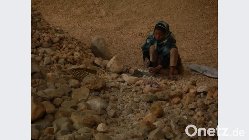 Selbst Kinderarbeit ist in Indien keine Seltenheit. Eine Chance auf ein besseres Leben bietet aber nur eine vernünftige Schulbildung. Bild: exb: Rinderer