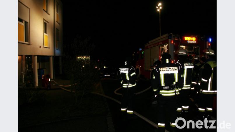 Die Feuerwehr musste an Heiligabend in Fuchsmühl zum Senioren-Servicehaus an den Bühläckern ausrücken. Bild: wro