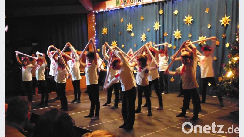 Ein kurzweiliges Programm ist bei der Weihnachtsfeier der Grundschule Waldsassen geboten. Bild: exb