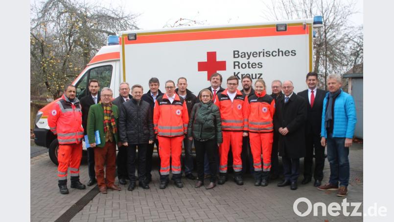 Das Team des BRK Eschenbach würde sich über eine Sanierung ihres Gebäudes freuen. Bild: sne