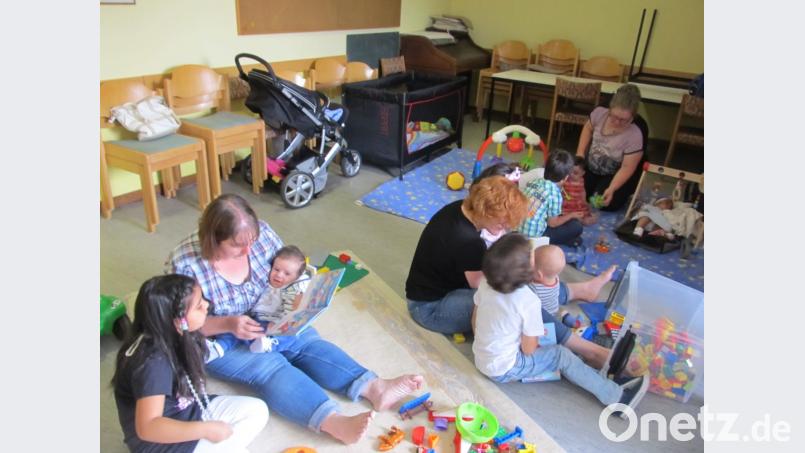Auch Kinderbetreuung ist ein Schwerpunkt bei der Hilfe für Geflüchtete. Ohne diesen Service könnten die Mütter nicht deutsch lernen. Bild: bl