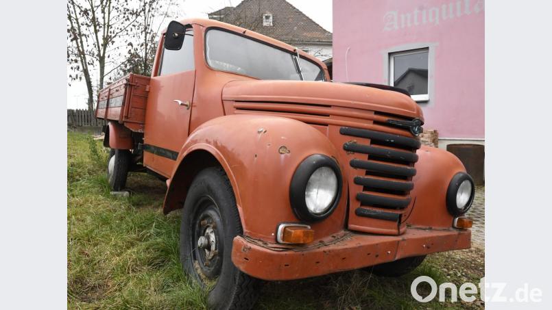 Der Barkas-Pritschenwagen von der Bayreuther Straße in Amberg. Bild: Petra Hartl