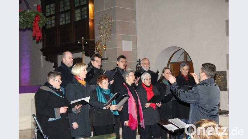 Mit leichter, lebensfroher Barockmusik eröffnet das Palestrina-Ensemble das Konzert. Bild: ads