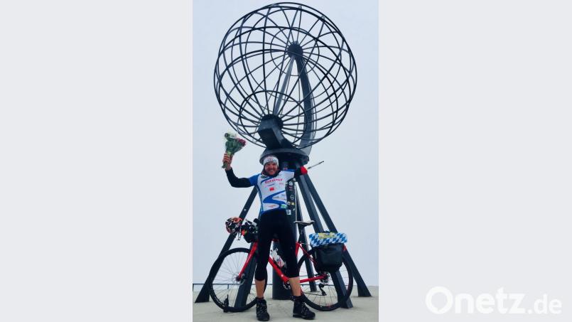 Eines der letzten Bilder von Wolfgang Stöckl samst Ausrüstung. Wenig nach dieser Aufnahme am Kap gab der Weidener sein Gepäck zum Rücktransport auf. Bild: exb