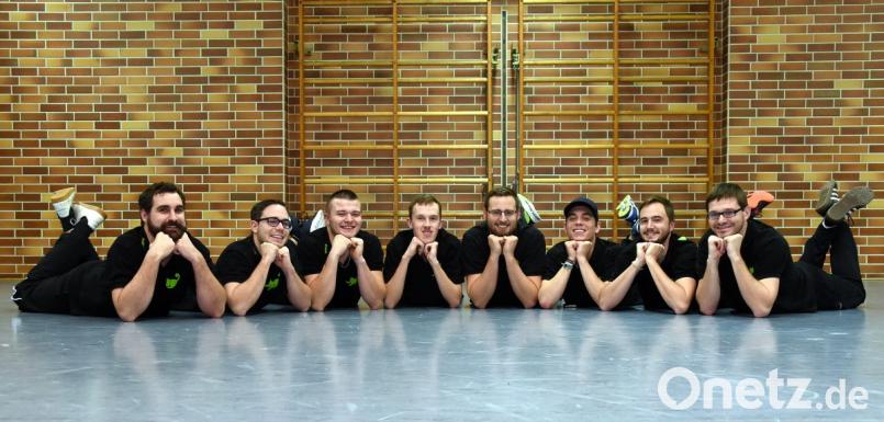 Bestens austrainiert präsentiert sich der Elferrat mit (von links) Andreas Krös, Tobias Frischholz, Klaus Jakob, Manuel Zimmermann, Andreas Rossmann, Andreas Frischholz, Andreas Liebs und dem neuen Chef Marco Schwägerl. Bild: bgm