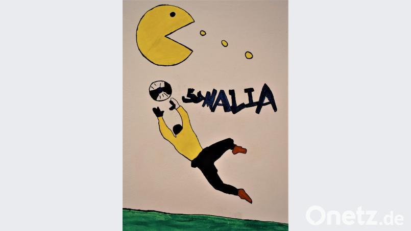 Die Wände des Bewegungsraumes in der Grund- und Mittelschule haben Schüler und Schülerinnen der 9. Klasse gestaltet. Bild: rgr