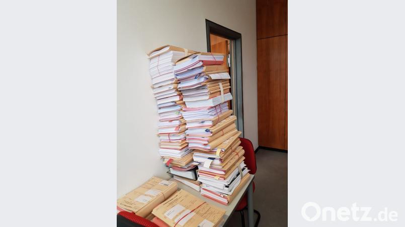 Alles VW. In den Büros der Richter stapeln sich die Klagen. Bild: ca