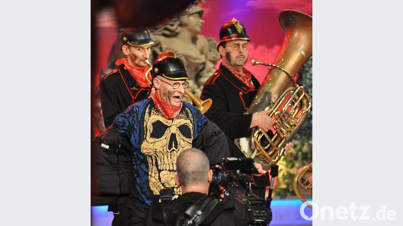 Die Altneihauser Feierwehrkapelln erntet nach dem TV-Auftritt in Veitshöchheim heftige Kritik. Bild: uz