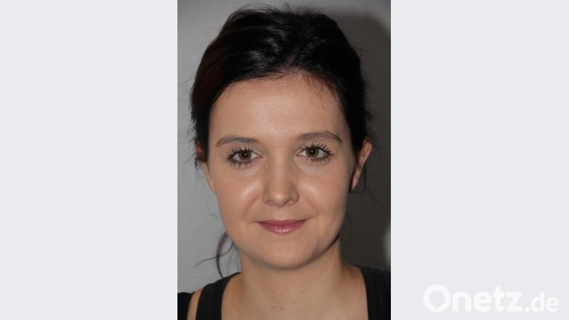 Sina Pirkl, Waldsassen: Die Einzelhandelsverkäuferin spricht sich dafür aus, das Böllern und die Feuerwerke zu verbieten, schon alleine wegen der Tiere. &quot;Ich habe selbst ein Pferd, das jedesmal ganz verstört ist. Für manche Tiere kann dies sogar lebensgefährlich sein.“ Bei ihr zuhause werde auf jeden Fall nicht geschossen. Sie hofft, dass ein strikte Verbot bald umgesetzt wird. Bild: kro