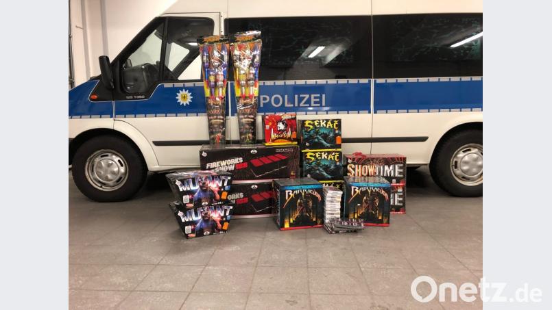 „Mutant“, „Flash Bangers“ oder „Mao Ce Bum“: Die Erfinder geben sich viele Mühe bei den Namen ihrer Knallkörper – in Sachen Sicherheit ist das meist weniger der Fall. Bild: Bundespolizei Waidhaus