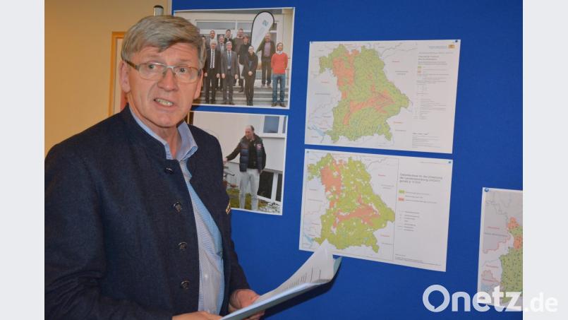 Leitender Landwirtschaftsdirektor Wolfgang Wenisch zeigte sich mit den Landwirten bezüglich Gewässerschutz sehr zufrieden. Bild: jr