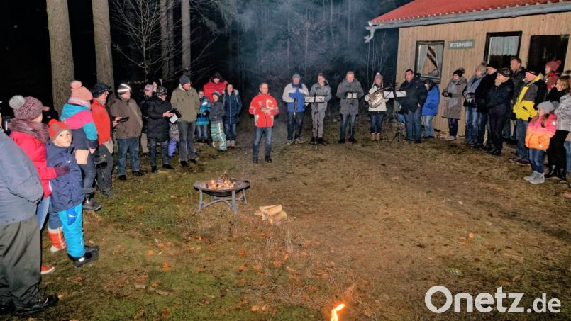 Waldweihnacht des TSV-Skiclubs Bild: tu