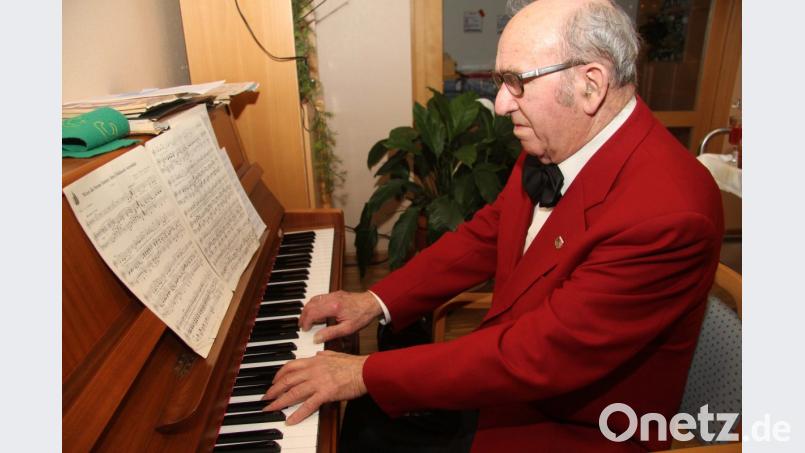Organist Franz Sichler beendet nach zehn Jahren sein Engagement im Marienheim. Bild: Hirsch
