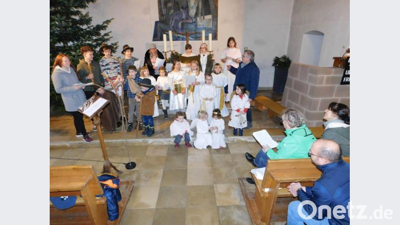 Beim Krippenspiel in der Kinderchristmette hat das bisherige Kindergottesdienst-Team seinen letzten gemeinsamen Auftritt. Bild: hai