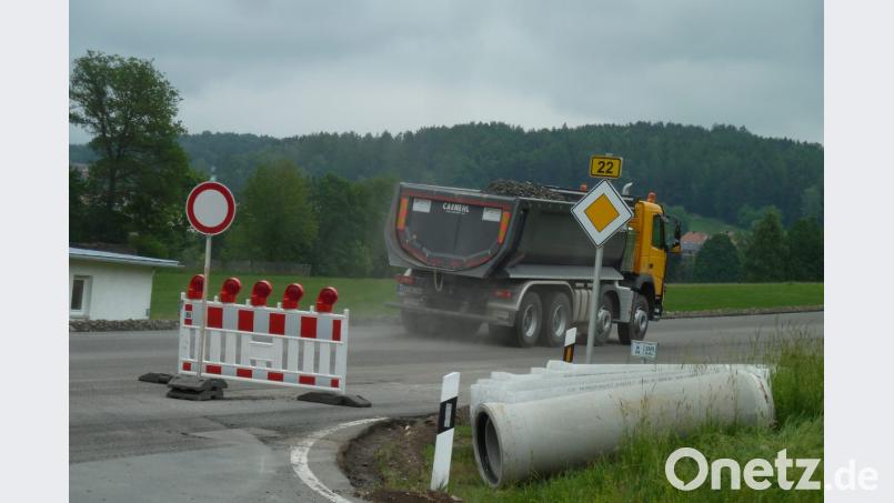 Bauarbeiten auf der B 22 zwischen Oberviechtach und Landkreisgrenze Schwandorf/Cham Bild: ptr