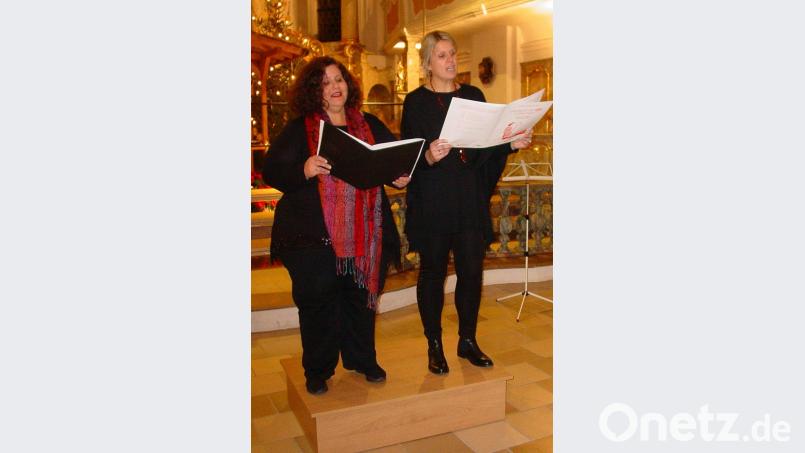 Catherine Winter (Mezzosopran) und Sandra Weber (Sopran) im Duett. Bild: Karl Schwemmer