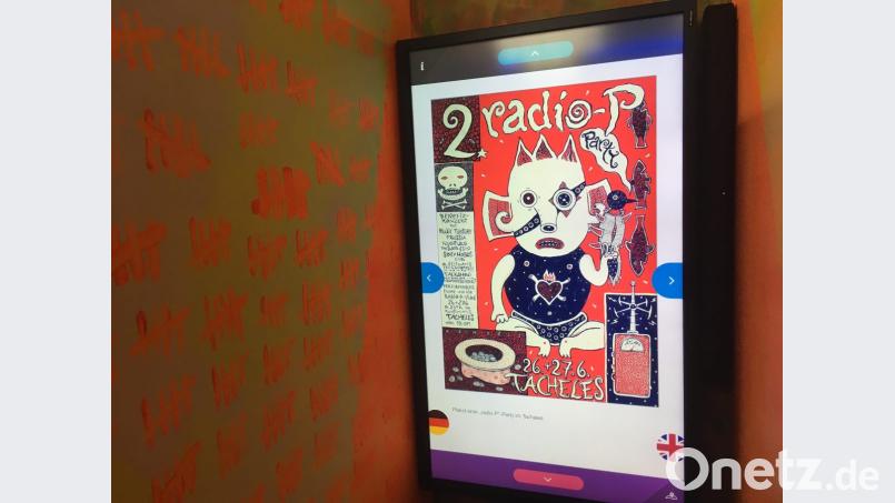 An Touch-Screens können sich die Besucher über die Geschichten von Clubs und Radiosendern informieren. Bild: esa