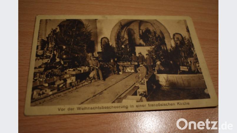 Diese Karte sandte eine Soldat aus Frankreich nach Wunsiedel im Jahr 1915. In einer Kirche schlugen die Deutschen ihr Lager auf. Bild: lue