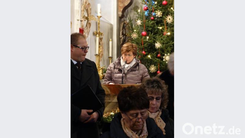 Pfarrgemeinderatssprecherin Irene Ritter bei ihrer Ansprache Bild: twg