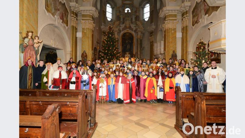 Die Sternsinger sind in Vohenstrauß unterwegs. Bild: bey