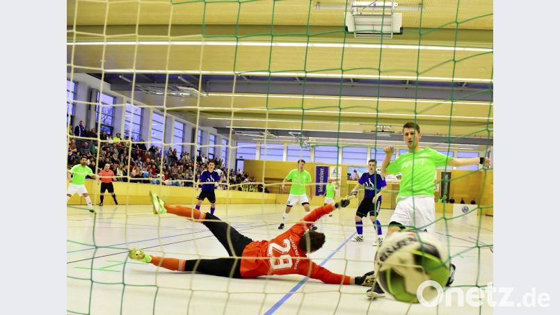 Jede Menge Tore sind garantiert beim Hallenfußball-Spektakel in Auerbach. Bild: Ziegler