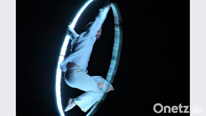 Er ist nicht nur der, der im und am Rad dreht: Kanadier Hugo Noel erlebt auch auf dem Trampolin Höhenflüge. Bild: Dagmar Williamson, dwi