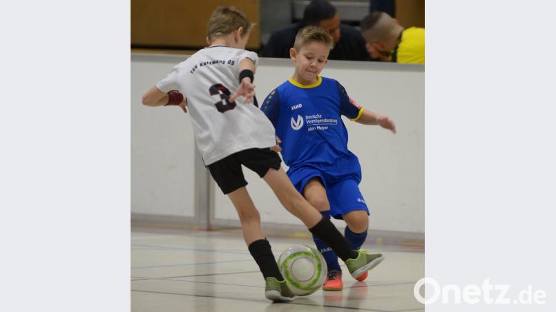 Gastgeber TuS Rosenberg (blaues Trikot) hielt gut mit. Bild: ref