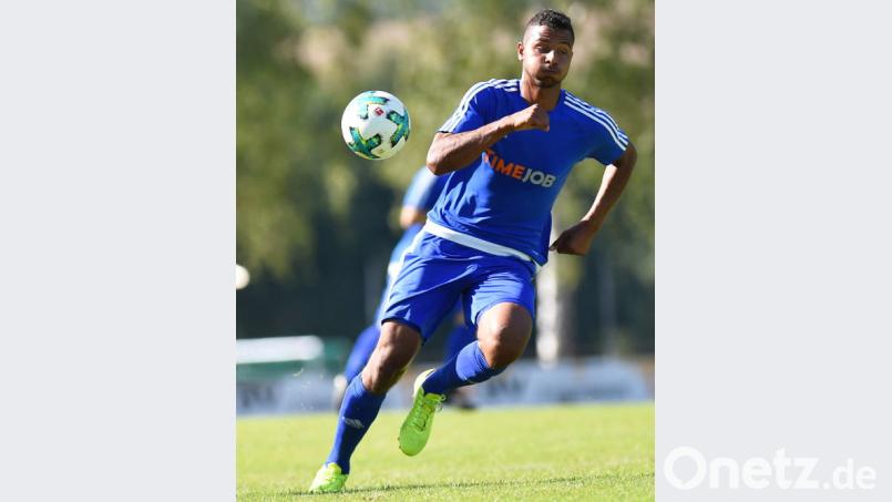 Michael Wells trägt ab sofort wieder das Trikot der SpVgg Schirmitz. Bild: A. Schwarzmeier