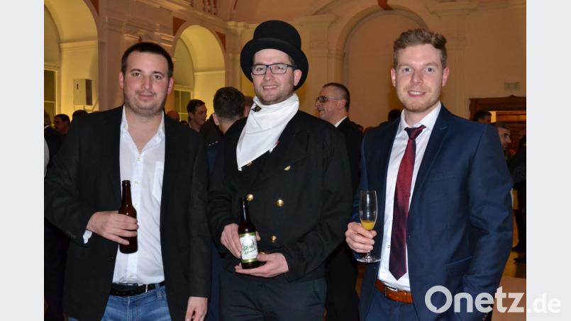 Zum Neujahrsempfang war auch ein Kaminkehrer in der klassischen Montur gekommen. Bild: pz