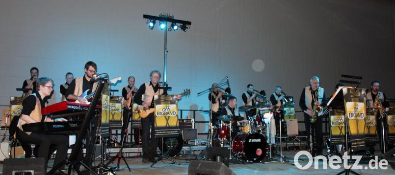 Die OM-Big-Band zieht wieder alle Register ihres Könnens. Bild: stg