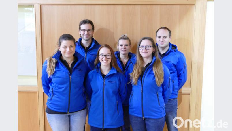 Die Siegermannschaft der 2. Bundesliga Gewehr Süd
v.l. Simona Bachmayer, Michael Buchbinder, Christine Schachner, Sandra Raps, Maria Kausler und Lukas Haberkorn Bild: rwo