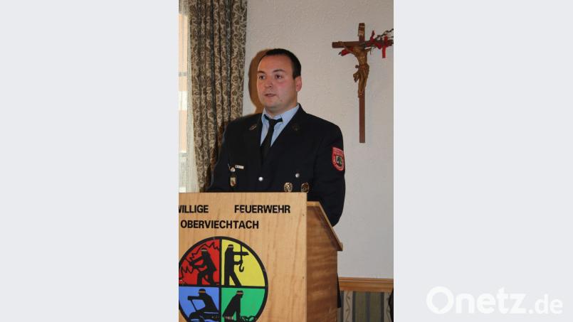 Kommandant Ferdinand Roßmann machte deutlich, dass die Aktiven – neben Ausbildungen, Übungen und Lehrgängen – bei 129 Einsätzen gefordert waren. Bild: frd