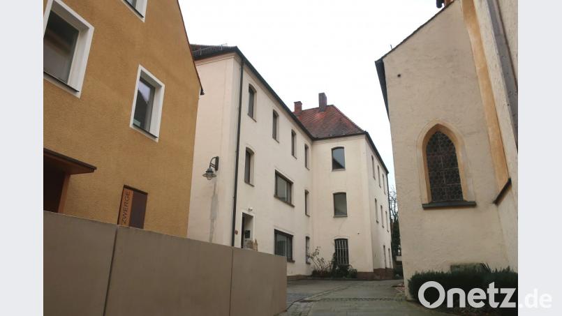 Die SPD will das Konventgebäude (Mitte, neben Jakobskirche und Kinderkrippe) sanieren und dort die "Städtische Musikschule" unterbringen. Bild: Hirsch