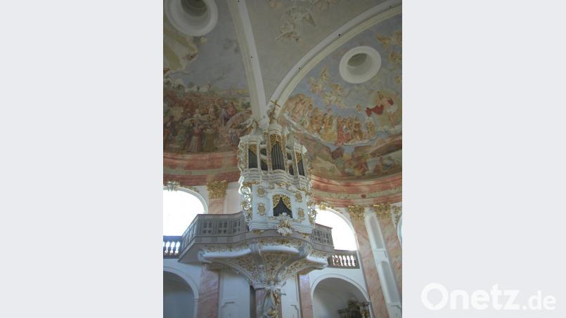 Bischof Rudolf Voderholzer kommt am 27. Oktober in die Pfarrei Münchenreuth und segnet bei einem Gottesdienst die bis dahin restaurierte Orgel der Kapplkirche. Bild: kgg