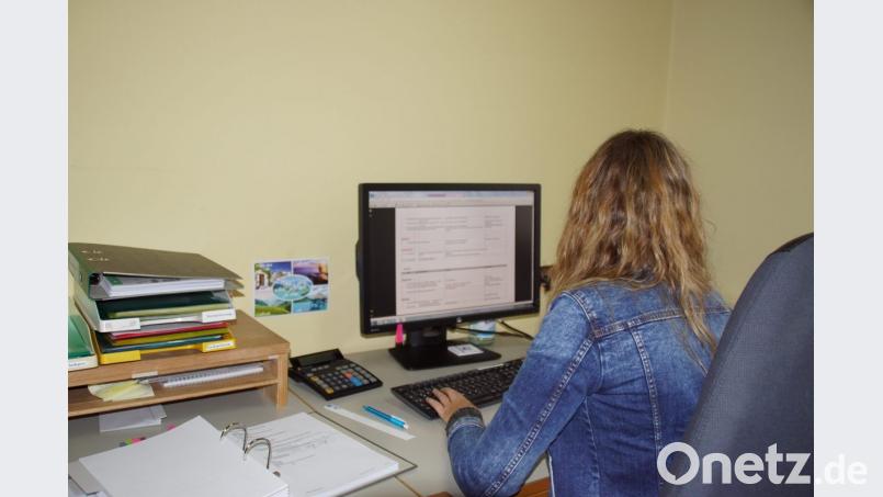 Die EDV-Anlage der Verwaltungsgemeinschaft Schönsee ist acht Jahre alt und macht immer wieder Probleme. Im Haushaltsplan 2019 werden deshalb ein schnellerer Server und neue Rechner angeschafft. Bild: mmj