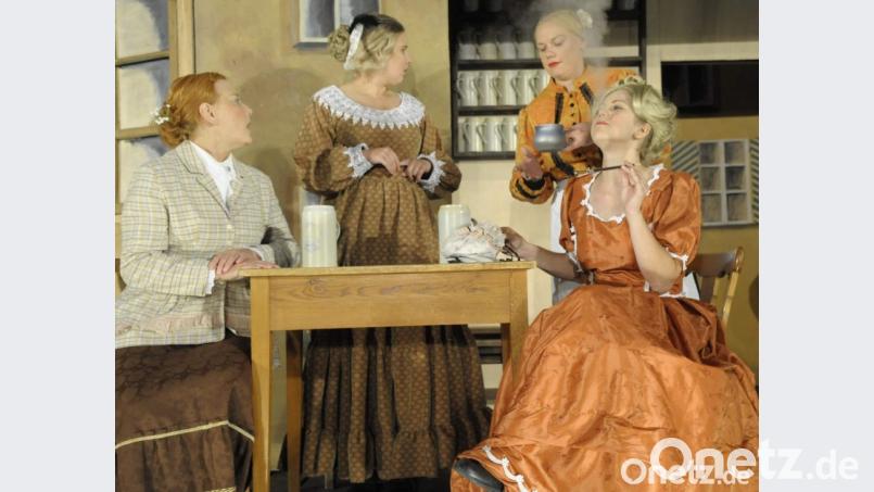 Szene aus dem "Heldenstammtisch", dem Stück, das in Hirschau im vergangenen Jahr gespielt wurde. Heuer wird ein neues altes Hirschauer Stückl als Festspiel inszeniert - dafür werden noch Mitwirkende gesucht. Archivbild: u