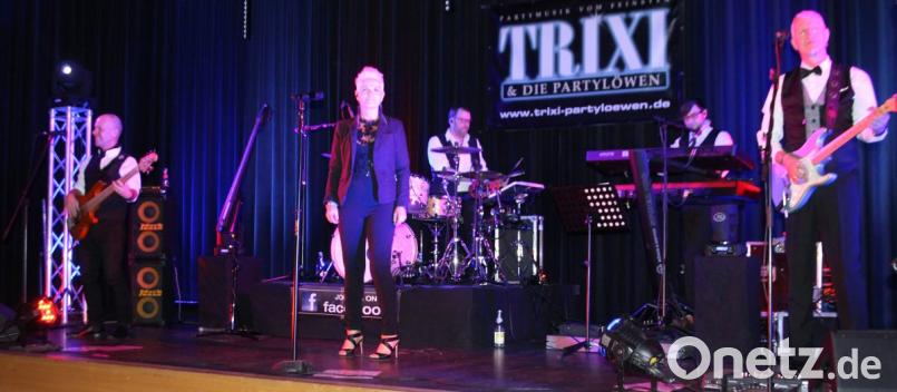 Die aus Bad Gögging stammende Band „Trixi und die Partylöwen“ begeisterte erneut. Bild: sns