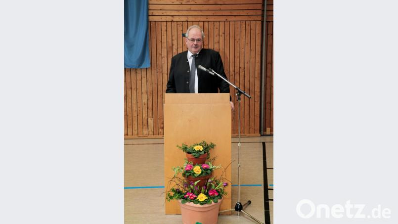Bürgermeister Gottfried Härtl dankt beim Neujahrsempfang für das breite Engagement der Bürger. Bild: bsc